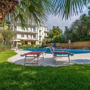 Garden 3* Alassio